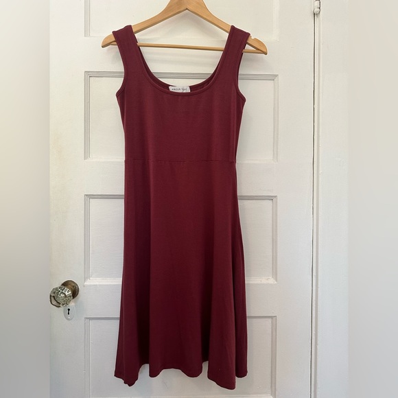 Amour Vert Casual Fit and Flare A-Line Maroon Organic Cotton Modal Dress - Picture 2 of 7